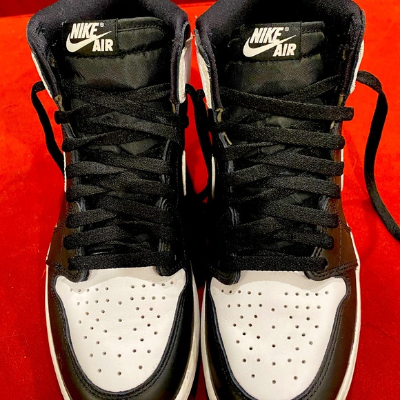 Jordan 1 Retro High OG size 9 - Picture 3 of 3